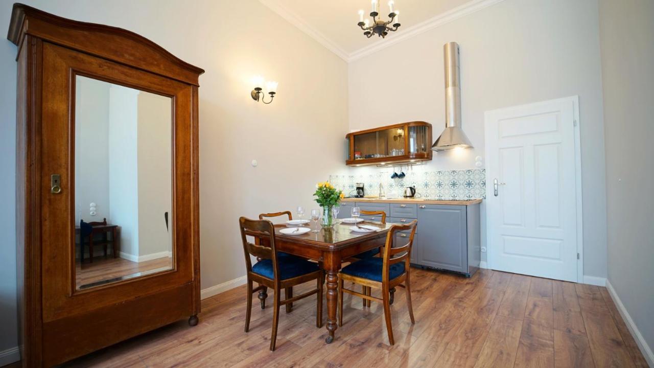 Apartamenty Everysky - Plac Ratuszowy 51 Jelenia Góra Eksteriør bilde
